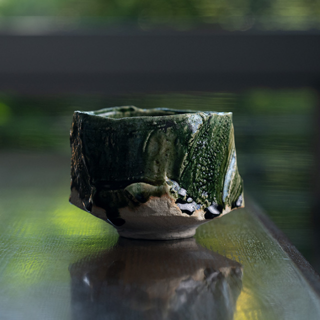 共箱付 | 大和織部刳貫茶碗（TK-094) 作家「金本卓也」