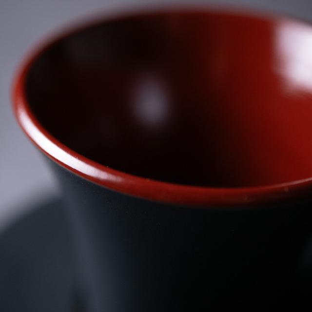 和食器 黒釉赤彩カップ＆ソーサ 作家「森野知子」