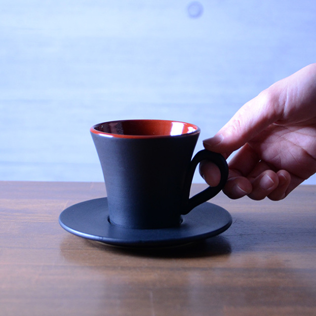 和食器 黒釉赤彩コーヒーカップ 作家「森野知子」