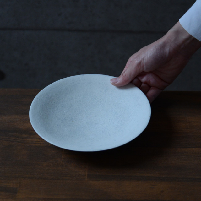 和食器　粉引六寸皿　作家「横山拓也」