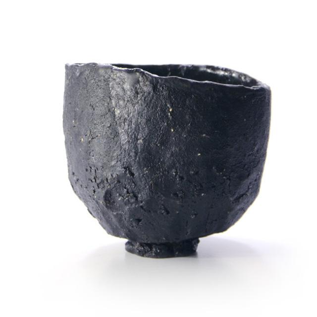 黒碗　　作家「横山拓也」