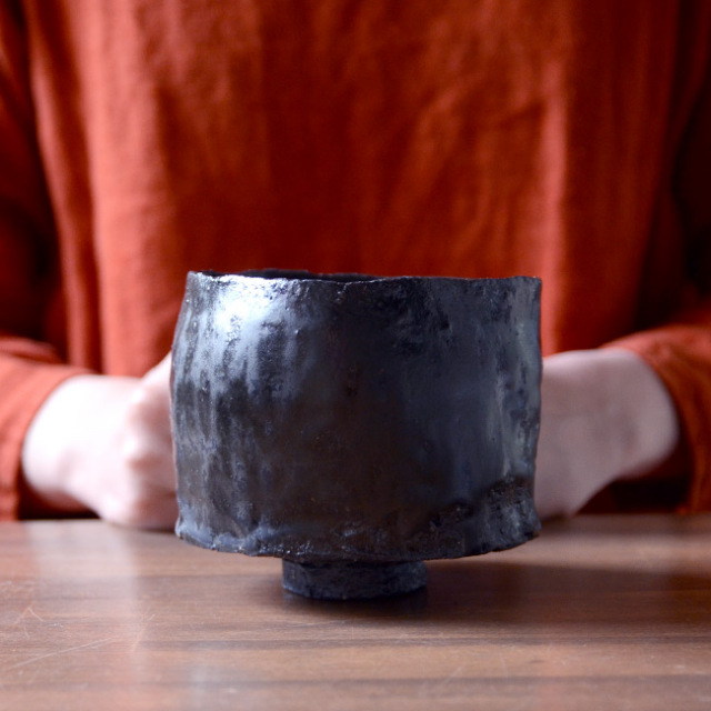 黒碗　　作家「横山拓也」