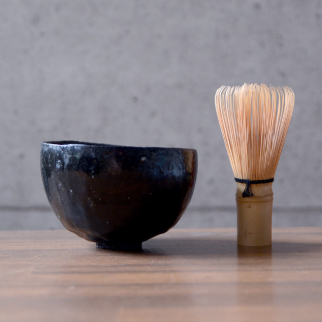 横山拓也  筒茶碗  黒 黒碗(S)-A 作家「横山拓也」