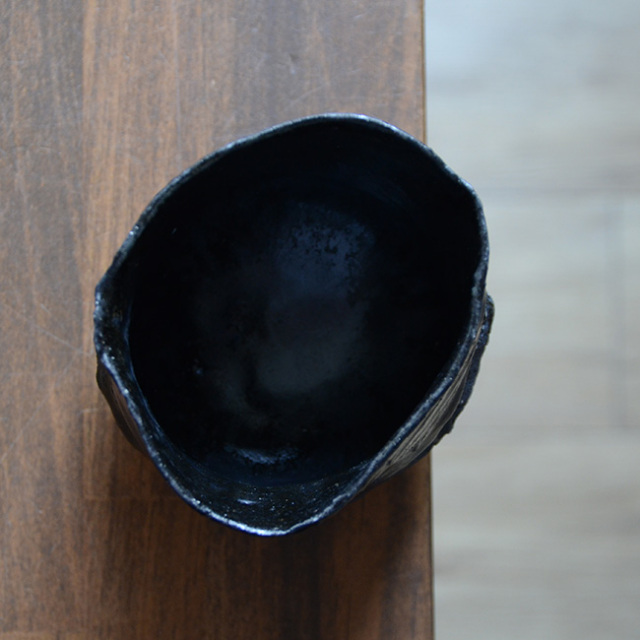 黒碗 作家「横山拓也」