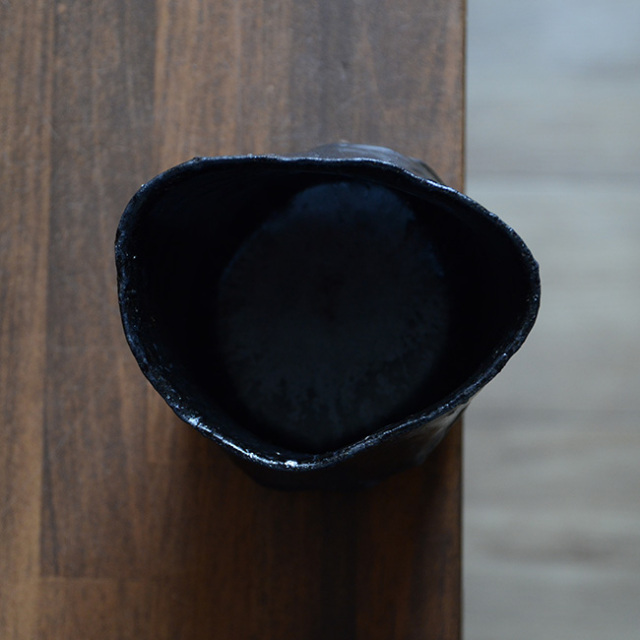 黒碗 作家「横山拓也」