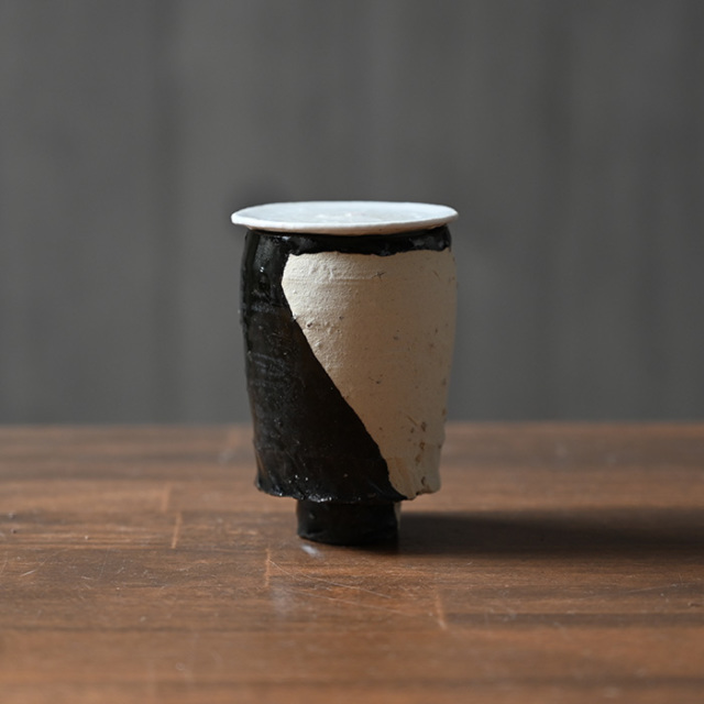 白ノ黒茶入（TY-191） 作家「横山拓也」