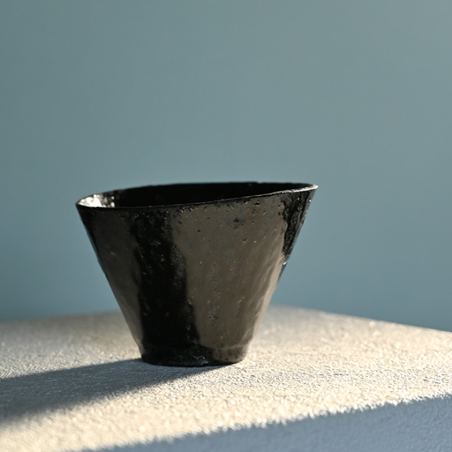 黒　陶芸　横山拓也