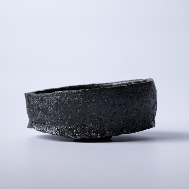 黒茶碗　横山拓也