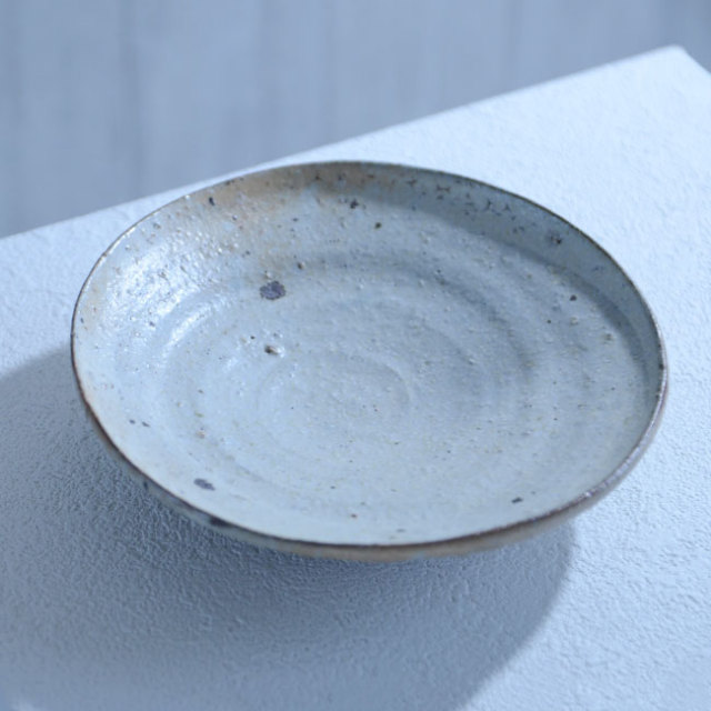 荒木義隆 安南塩釉足付き八寸皿