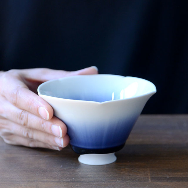 流彩磁小鉢 （水色） 作家「永草陽平」
