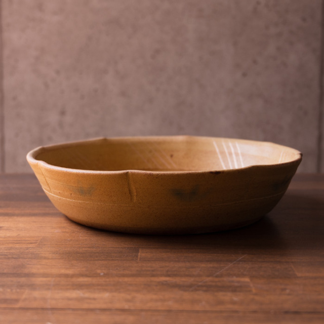 柚子手黄瀬戸草文鉢（共箱付）　 作家「瀬津義雄」