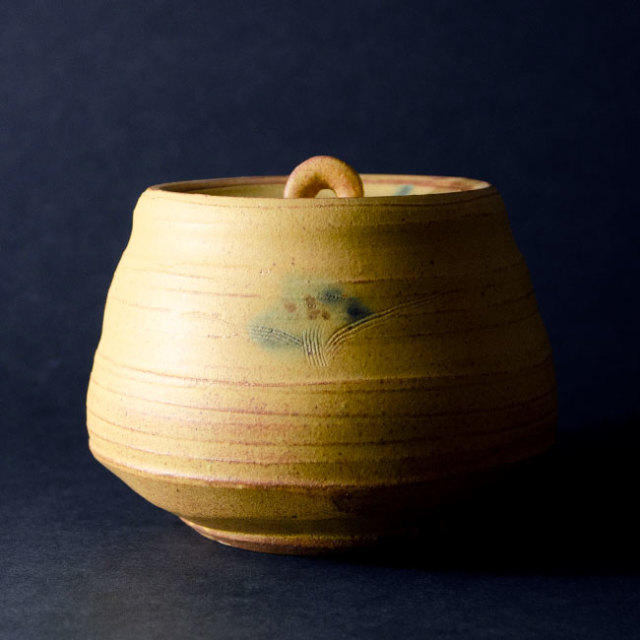 柚子手黄瀬戸水指（共箱付）　作家「瀬津義雄」