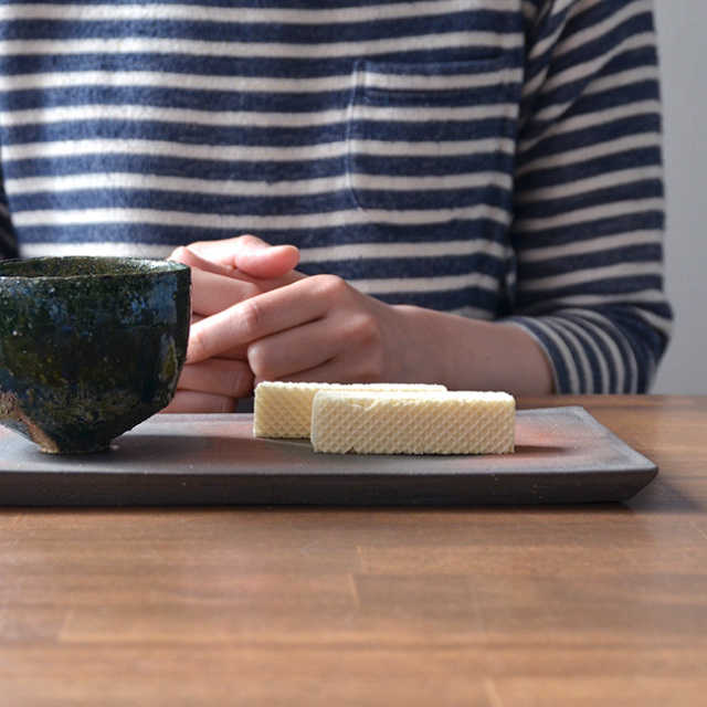 和食器 焼締プレート（長角） 作家「多屋嘉郎」