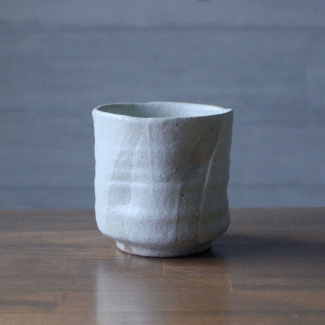 和食器 灰釉湯のみ（YT-044） 作家「多屋嘉郎」