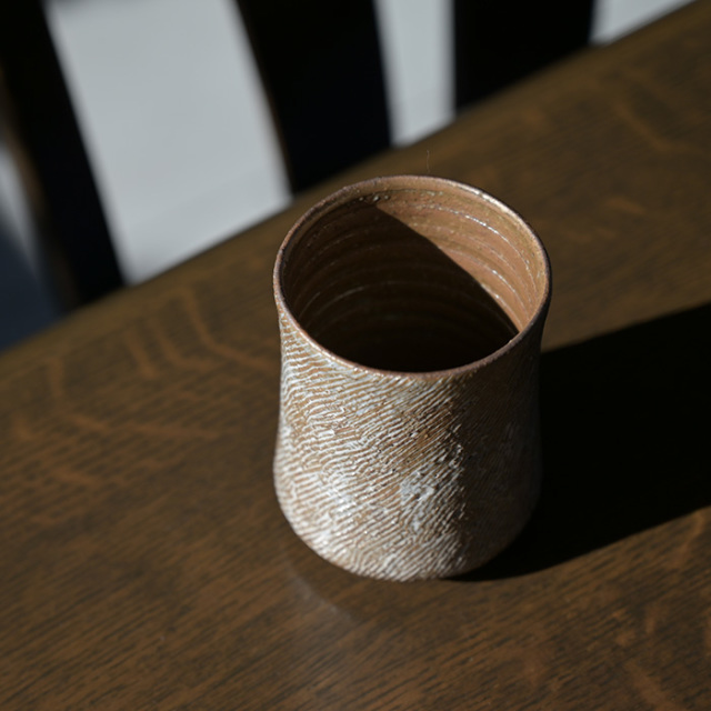 和食器 焼締くし目湯呑（YT-061） 作家「多屋嘉郎」