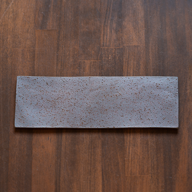 和食器 焼締吹き掛け角板皿（YT-084） 作家「多屋嘉郎」