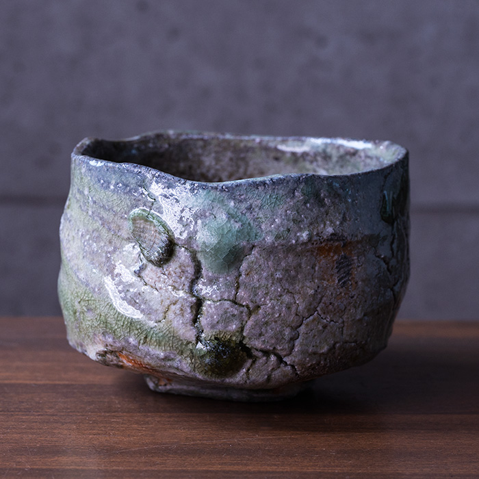 【共箱付】伊賀鎬茶碗（MA-281) 　作家「新学」