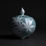 染付香炉　陶芸作家　本多亜弥