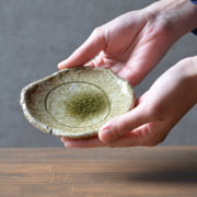 信楽焼締豆皿　 作家「藤本秀」