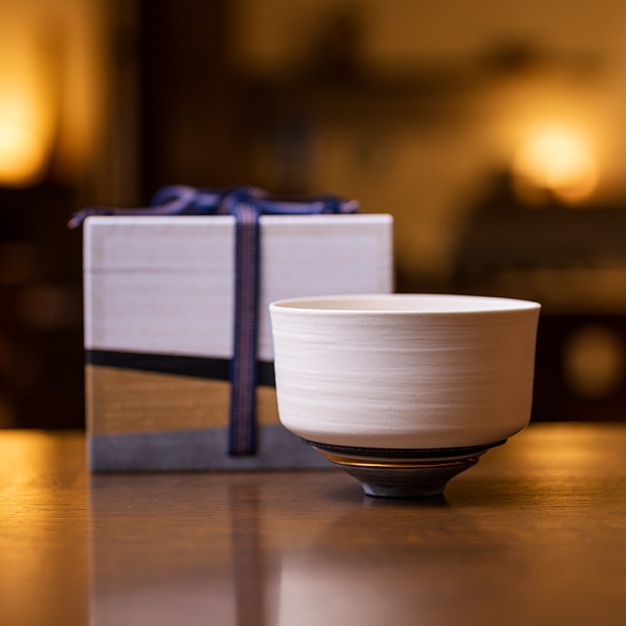彩泥四重茶碗　"White"JEWEL　(共箱付） 　作家「田中雅文」