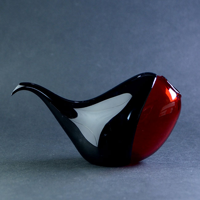 ガラス　DOMAKI “Red” 注器　作家「飯田将平」