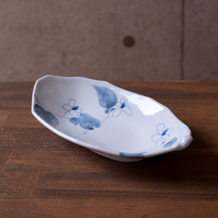 楕円皿作家小長谷節子