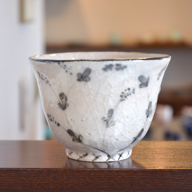 長石釉草花文小どんぶり　作家「佐々木好正」