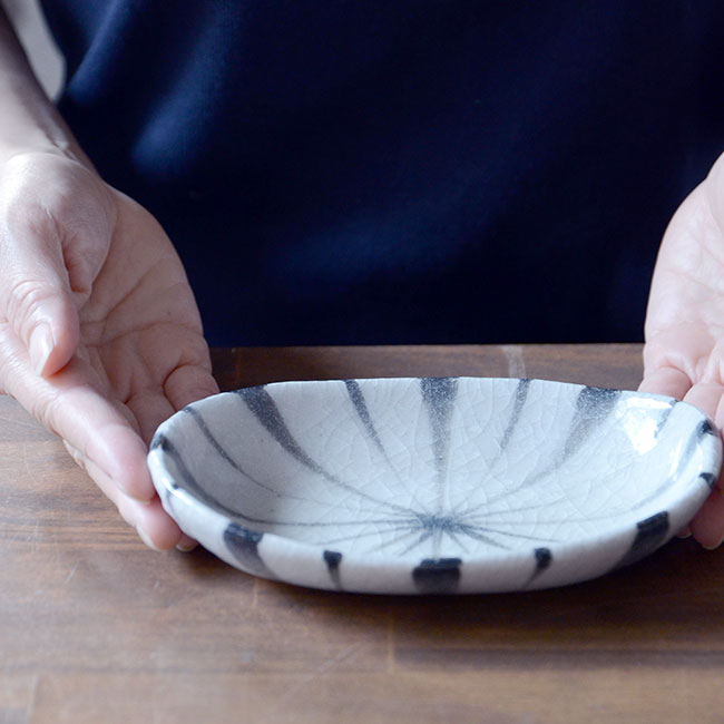 和食器　長石釉十草船型小鉢　作家「佐々木好正」 