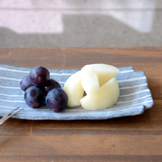 和食器　鼠志野十字長皿　作家「佐々木好正」