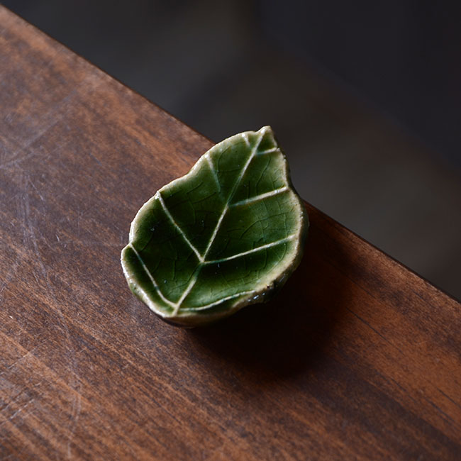 和食器　織部箸置　作家「佐々木好正」