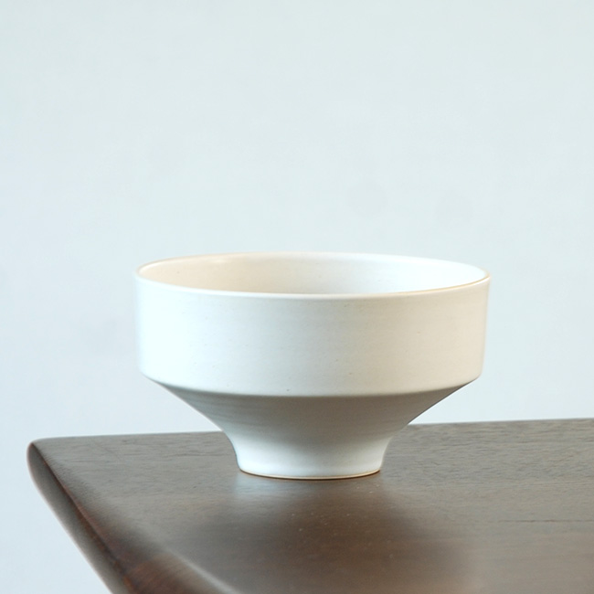 ホワイトボウル　作家「山本壮平」