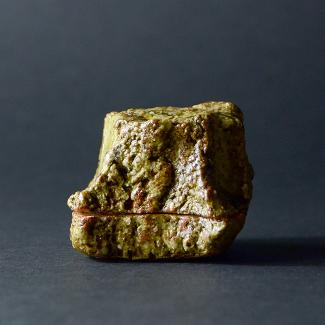 和食器　大和織部香合（共箱付D) 　作家「金本卓也」 