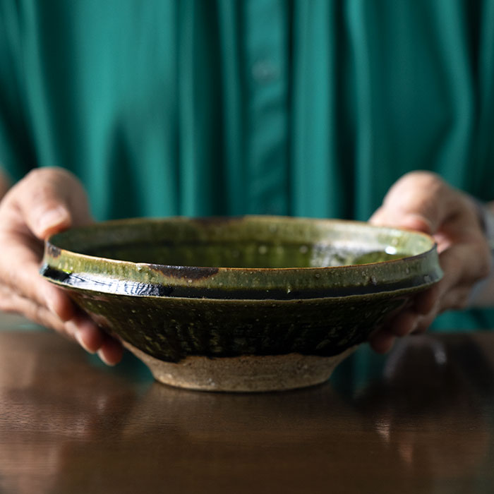 精密螺鈿 漆器花鳥文座卓 民芸家具 オーバル型 和風 リビング WWWT091 花鳥螺鈿方形合子 文化遺産オンライン