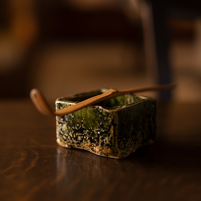 大和織部小箱 　作家「金本卓也」