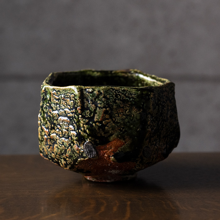 織部抹茶茶碗