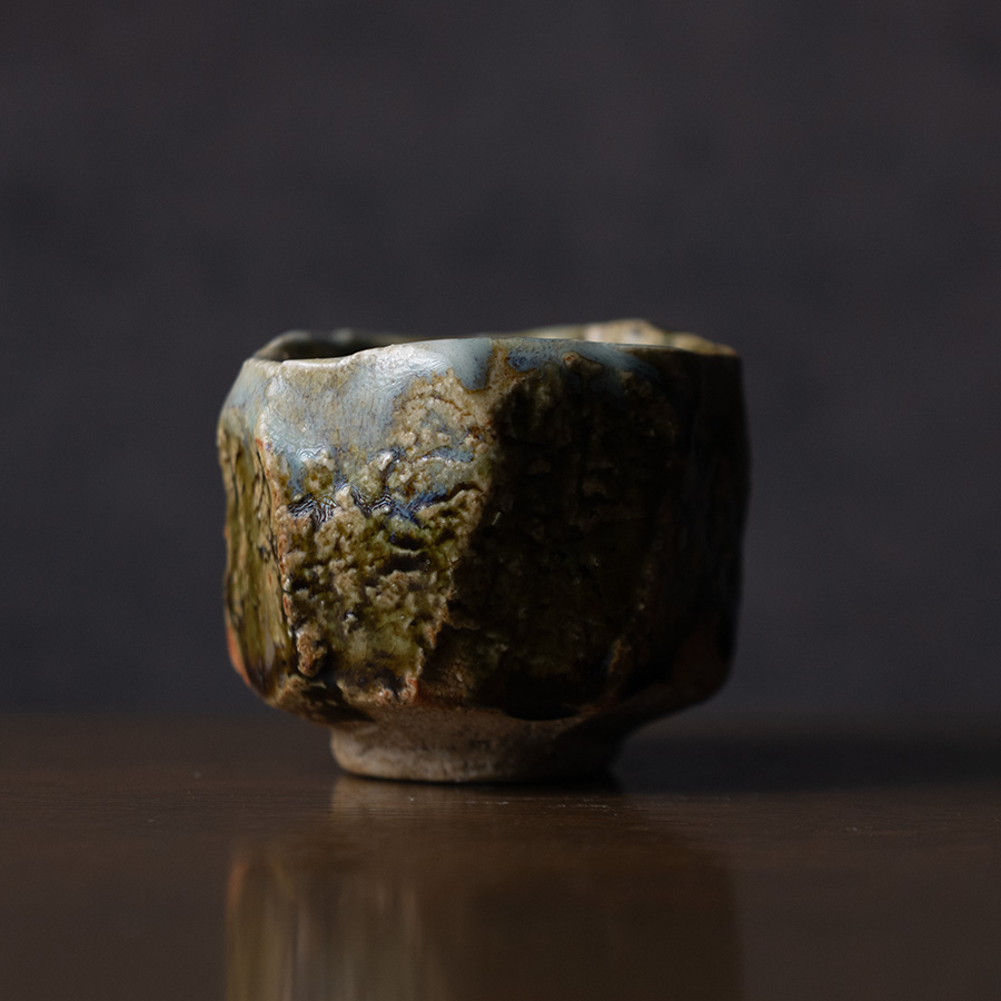 【共箱付】大和織部刳抜ぐい呑(TK-112)　作家「金本卓也」