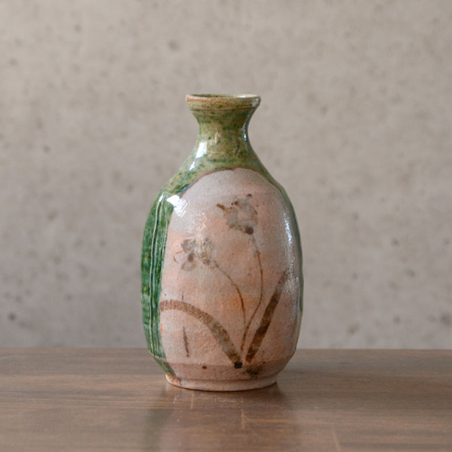 京織部草文徳利（共箱付B）　作家「瀬津義雄」 