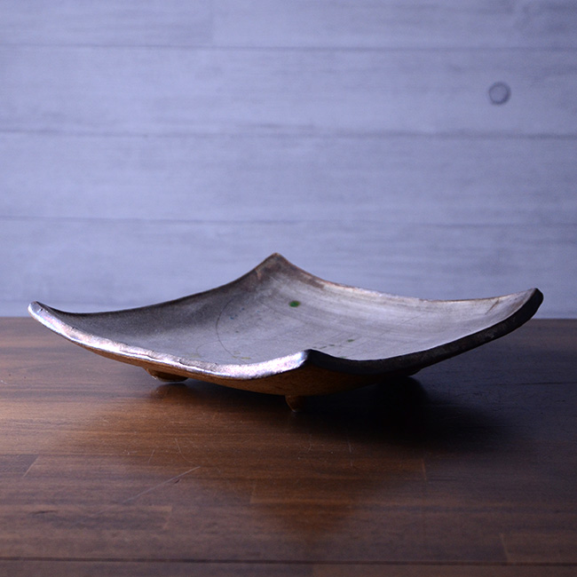 銀彩四方皿（YS-1634）　作家「瀬津義雄」