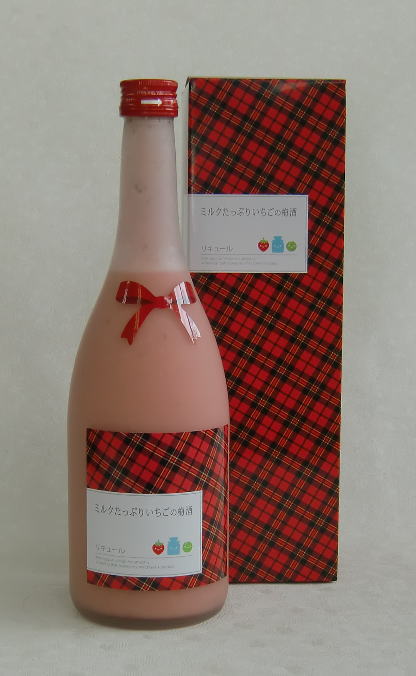 ミルクたっぷりいちごの梅酒