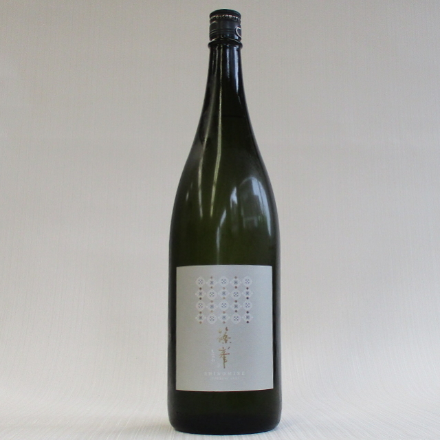 篠峯 Blanc 純米生原酒