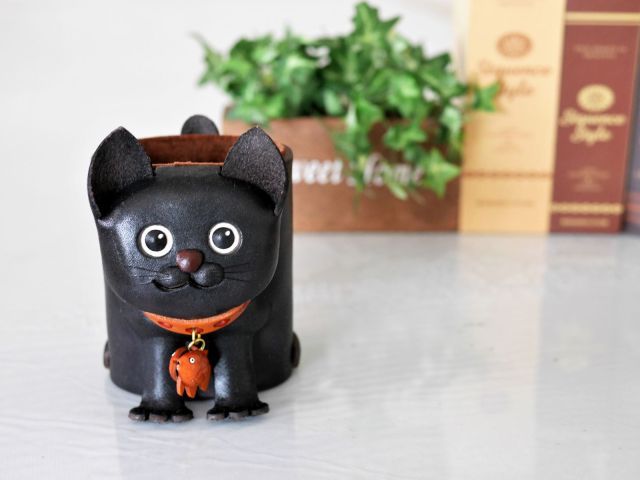 黒猫 本革製メガネスタンド 送料無料 ユニークな革製品 Vancaショップ