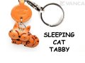 ＶＡＮＣＡ本革とらネコちゃんキーホルダー　ねむり