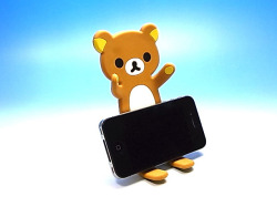 【リラックマ】　くねくねケータイスタンド　工夫次第でして楽しめる！