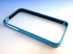 【iPhone4 / 4S対応】　SWORD　ソード　メタルバンパー　ケース！スカイブルー