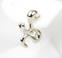 正規取扱 VASSER（バッサー）Kissing Heart Pierce(キッシングハートピアス)