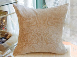 ピュアストロベリーチーフ