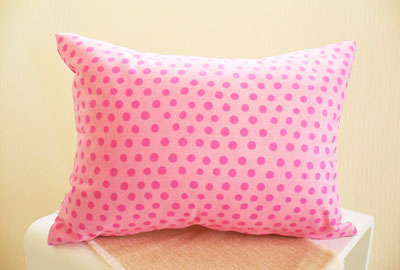 イギリス製コットン100%生地のクッション　ハーレクイン