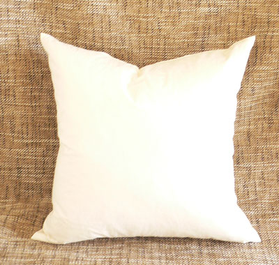 ヌードクッション　フェザー