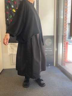 SERIENUMERICA：アシンメトリーオーバー