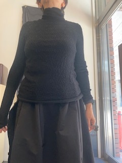 SERIENUMERICA：ハイネックウィズテクスチャー